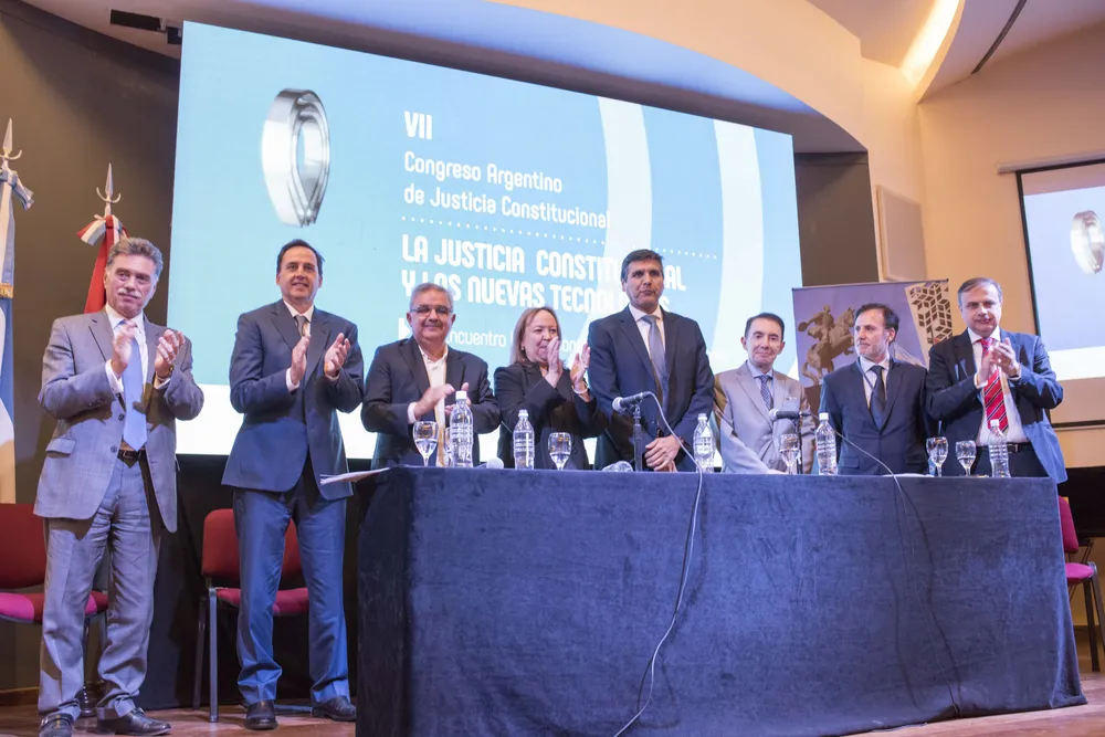 El Gobernador participó del VII Congreso Argentino de Justicia Constitucional en Córdoba 1
